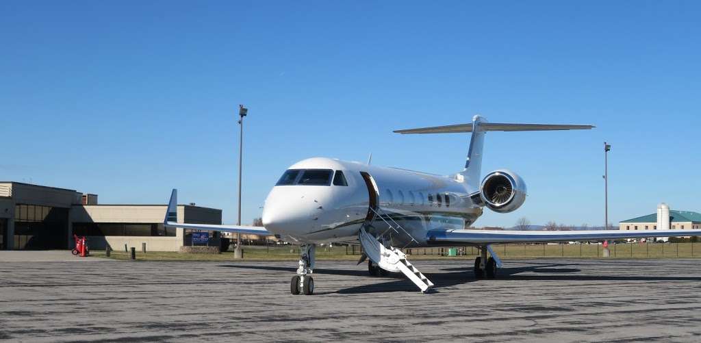 Winchester Regional Airport (OKV) | 491 Airport Rd, Winchester, VA 22602, USA | Phone: (540) 662-5786