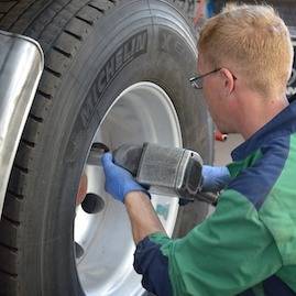 Omnia Auto Services | 1523 E Southern Ave STE 2, Phoenix, AZ 85040, USA | Phone: (480) 214-3648