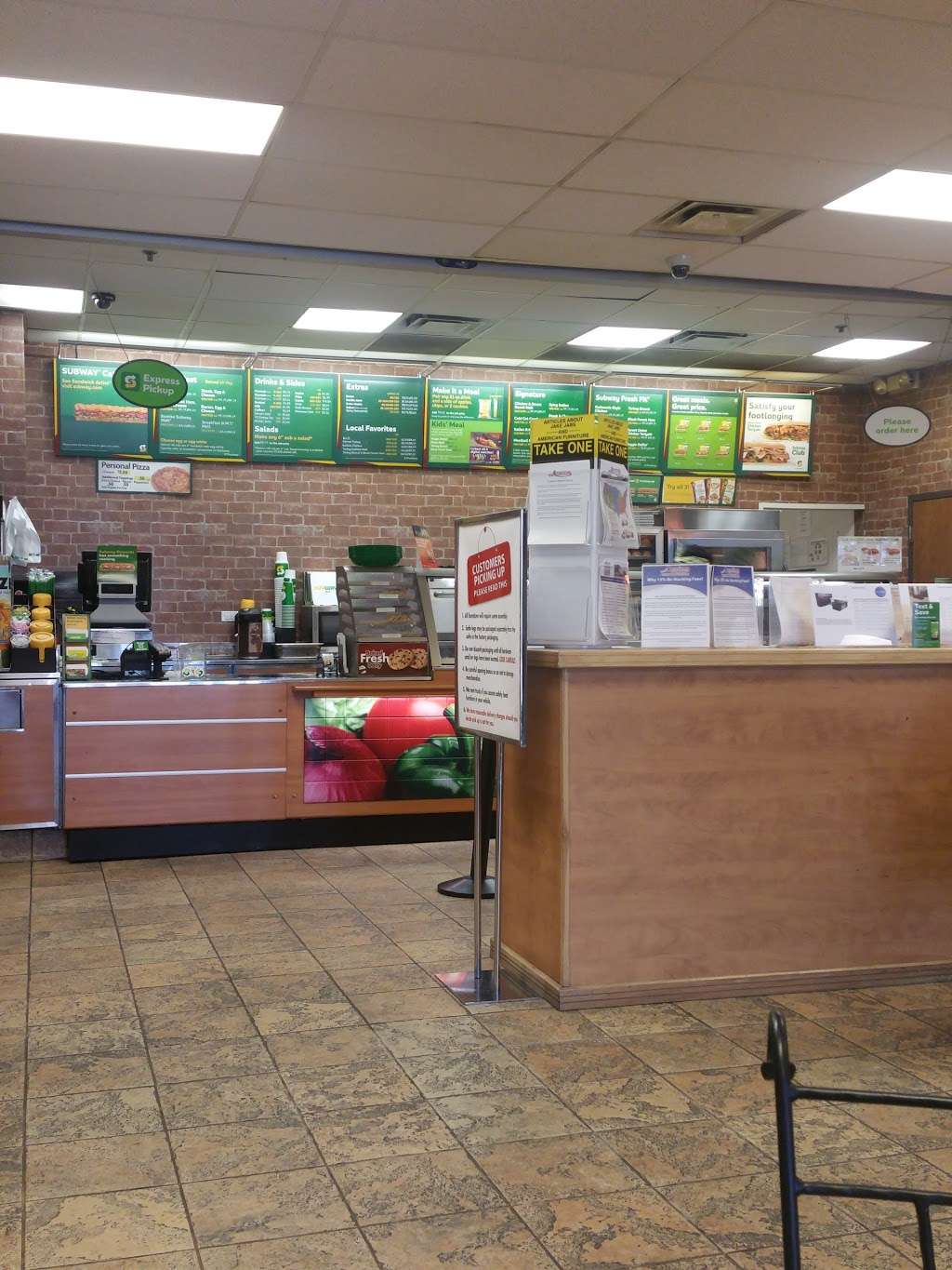 Subway | 8820 American Way, Englewood, CO 80112 | Phone: (720) 873-8776