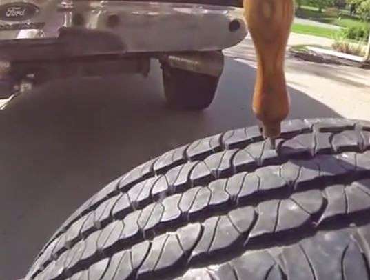 Flat Stop Tire Sealant | Lakewood Terrace, Belton, MO 64012, USA | Phone: (816) 668-6250