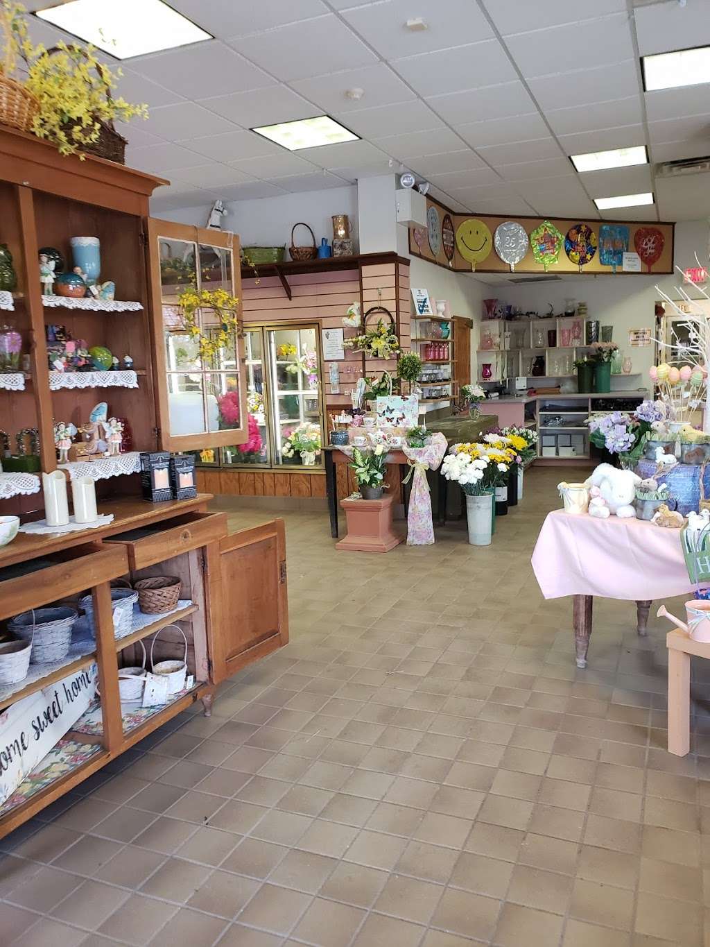 Smith Floral Co | 555 N Broad St, West Hazleton, PA 18202, USA | Phone: (570) 454-7761