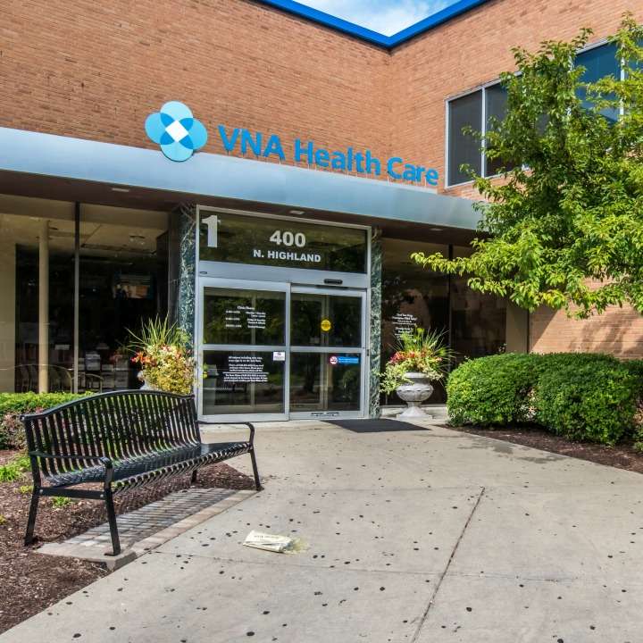 VNA Health Care | 400 N Highland Ave, Aurora, IL 60506, USA | Phone: (630) 892-4355