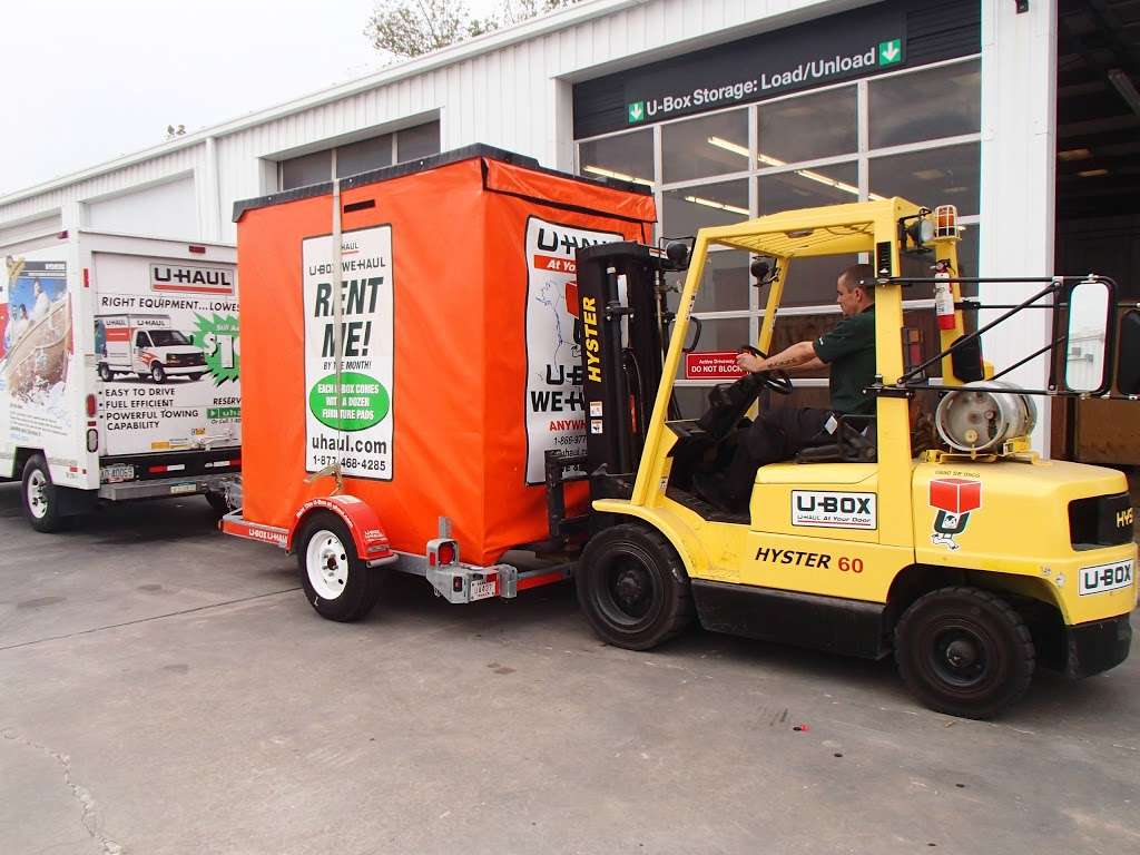 U-Haul Moving & Storage at I-45 & Richey | 16405 I-45, Houston, TX 77090, USA | Phone: (281) 440-5113