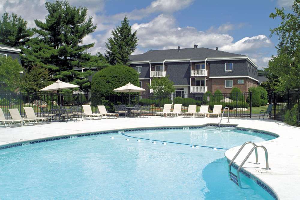 Stone Ends Apartments | 45 Wheeler Cir, Stoughton, MA 02072 | Phone: (781) 325-1696