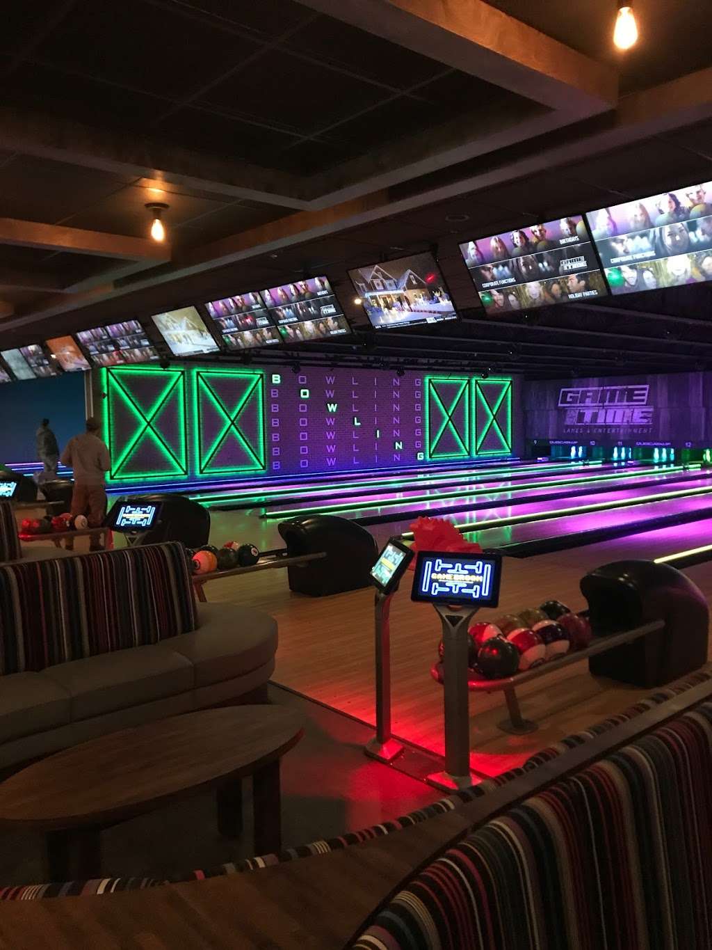 Gametime Lanes & Entertainment | 84 Haverhill Rd, Amesbury, MA 01913, USA | Phone: (978) 388-2010