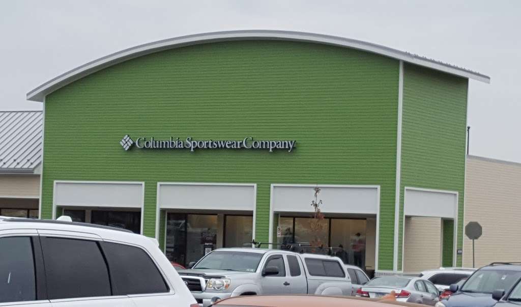 Columbia Factory Store | 1500 Stanley K. Tanger Blvd, Lancaster, PA 17602, USA | Phone: (717) 874-2035