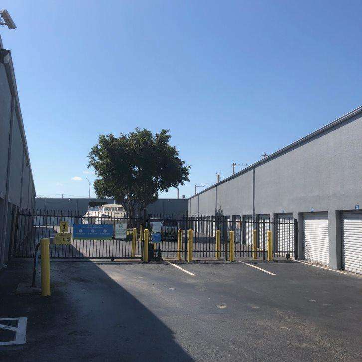 SmartStop Self Storage | 2320 NE 5th Ave, Pompano Beach, FL 33064, USA | Phone: (561) 221-8569