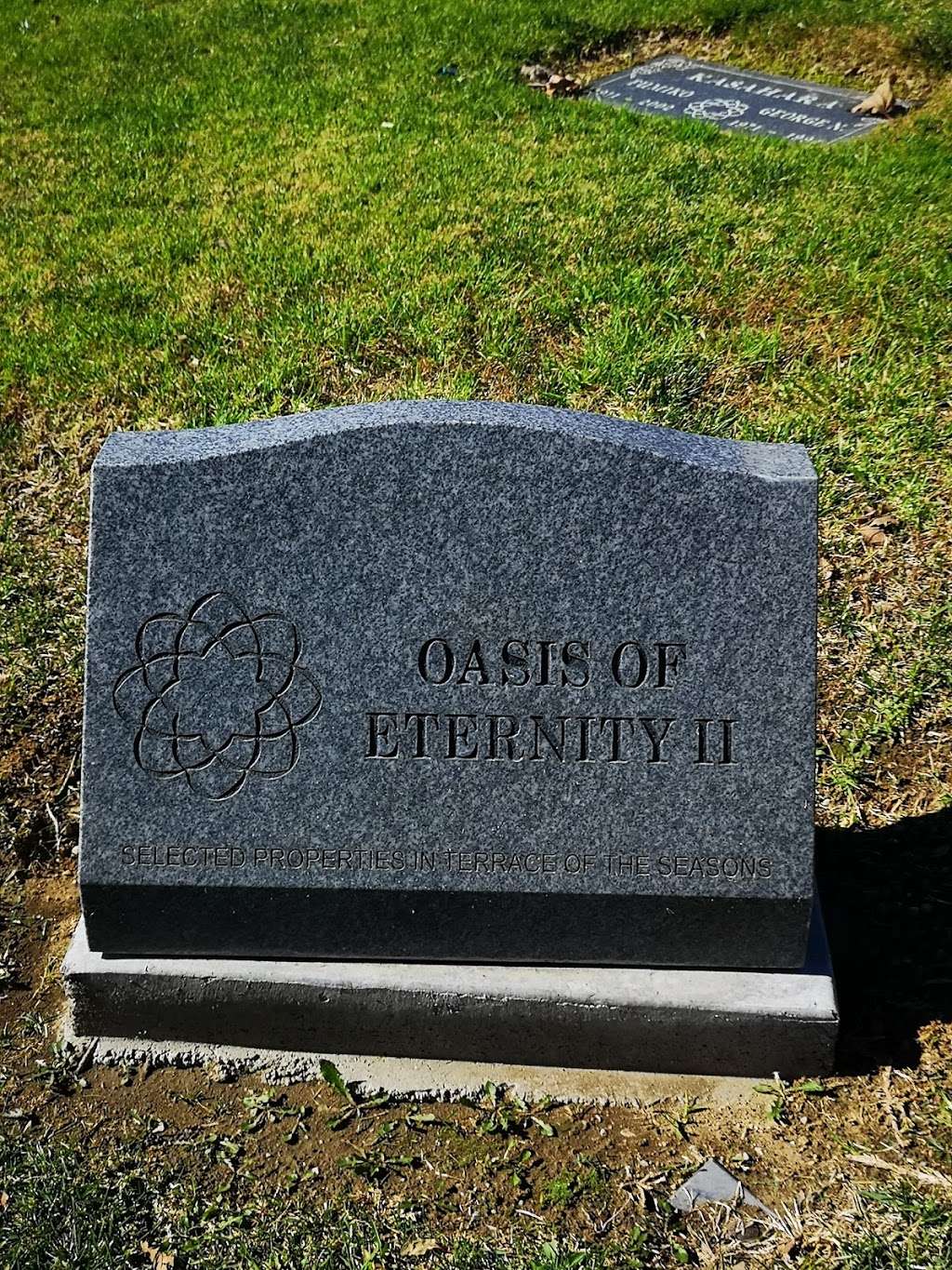 Oasis of Eternity II | 2960, space 3, Terrace of the season, Whittier, CA 90601, USA