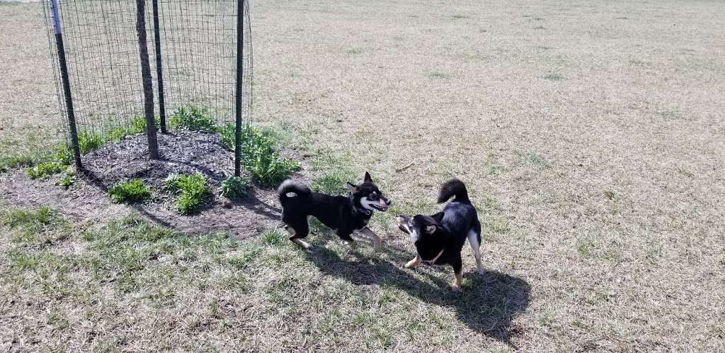 Platte Landing Park Dog Park | S Main St, Parkville, MO 64152