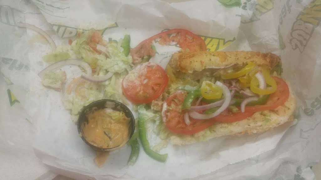 Subway | 139 Collins Rd Suite A, Jefferson, WI 53549, USA | Phone: (920) 674-7827