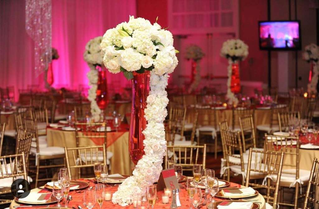Elegant Floral Design | 12519 111th Ave #1509, South Ozone Park, NY 11420, USA | Phone: (718) 322-9786