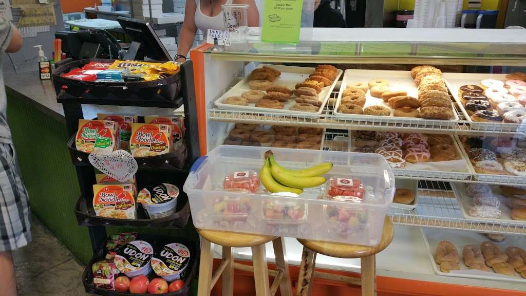 Donuts To Go | 502 N Spring Garden Ave, DeLand, FL 32720, USA | Phone: (386) 469-9051