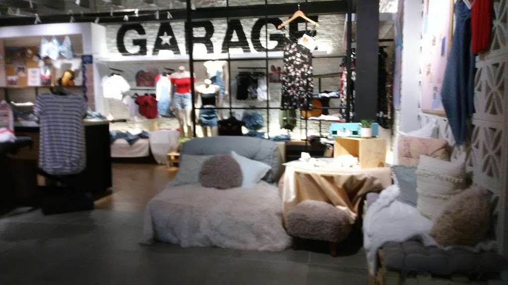 Garage | 142 Park City Center C0343, Lancaster, PA 17601, USA | Phone: (717) 396-6568