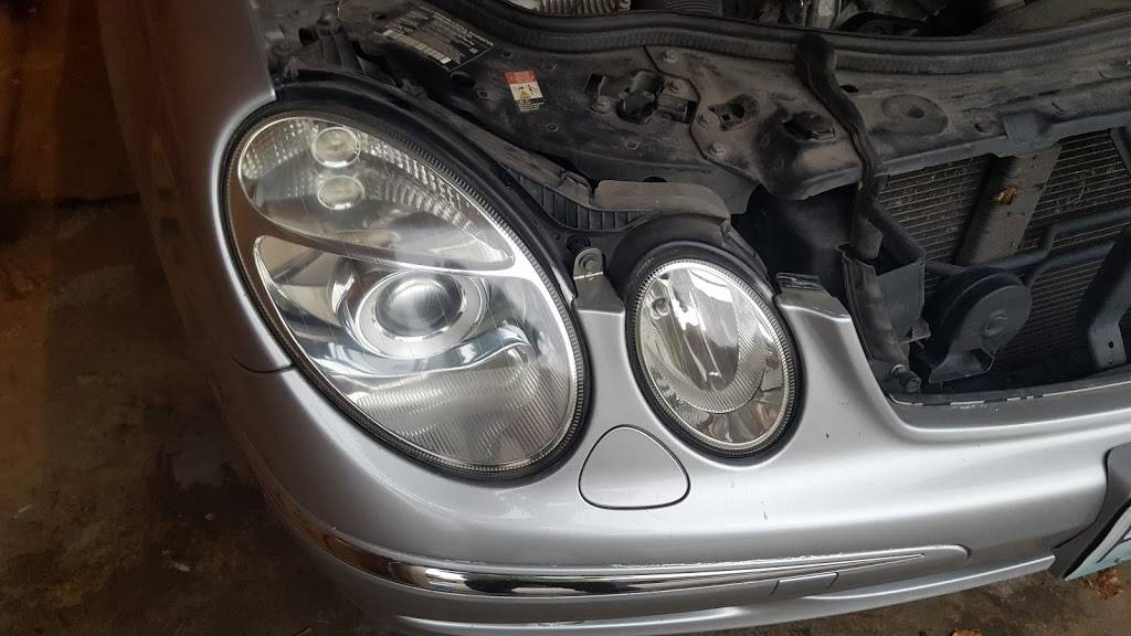 Lightzout Headlight Restoration | Please call for an Appointment, 2929, State Ave, Kansas City, KS 66102, USA | Phone: (913) 219-2154