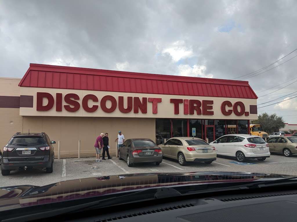 Discount Tire | 10250 Almeda Genoa Rd, Houston, TX 77075 | Phone: (713) 910-3873