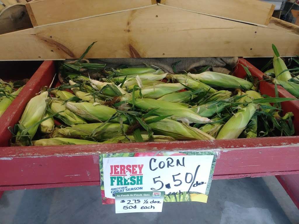 Varsacis Farm Market | 600 Green St, Beverly, NJ 08010, USA