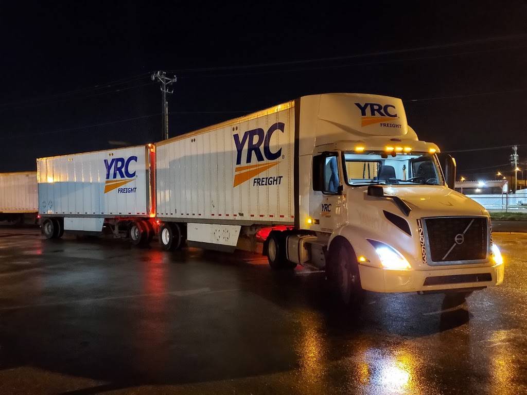 YRC Freight | 1317 E 38th St, Lubbock, TX 79404, USA | Phone: (806) 747-9001