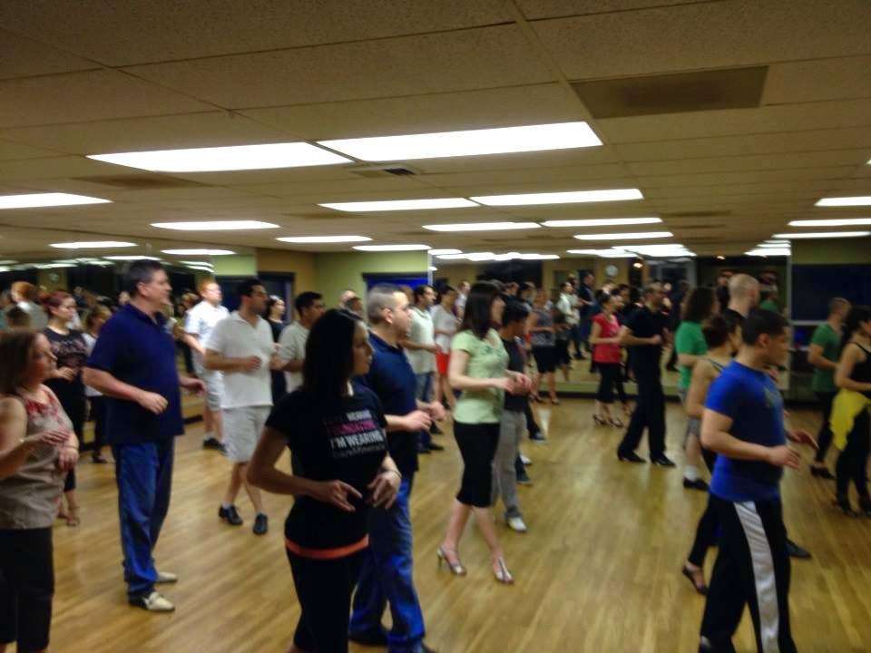Viva Social Dance Studio: KCs Premier Salsa/Latin Dance School | 5722 Nieman Rd, Shawnee, KS 66203 | Phone: (913) 362-8482