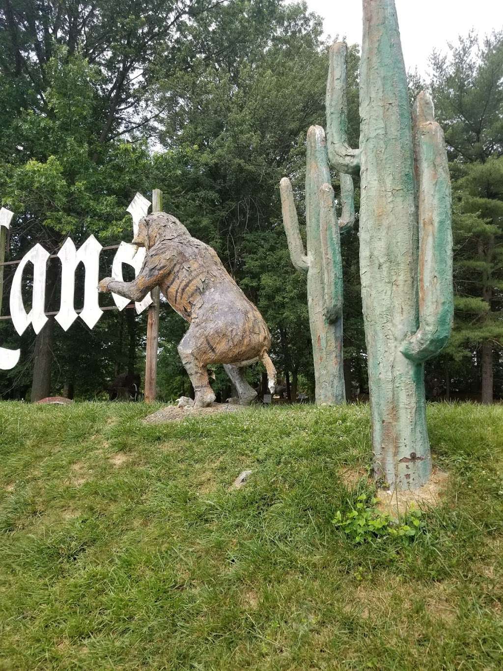 Dinosaur Land | 3848 Stonewall Jackson Hwy, White Post, VA 22663, USA | Phone: (540) 869-2222