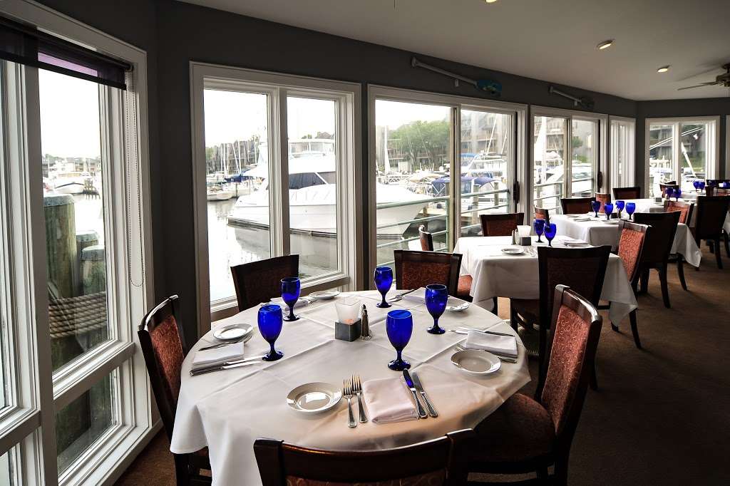 Sams on the Waterfront | 2020 Chesapeake Harbour Dr E, Annapolis, MD 21403, USA | Phone: (410) 263-3600