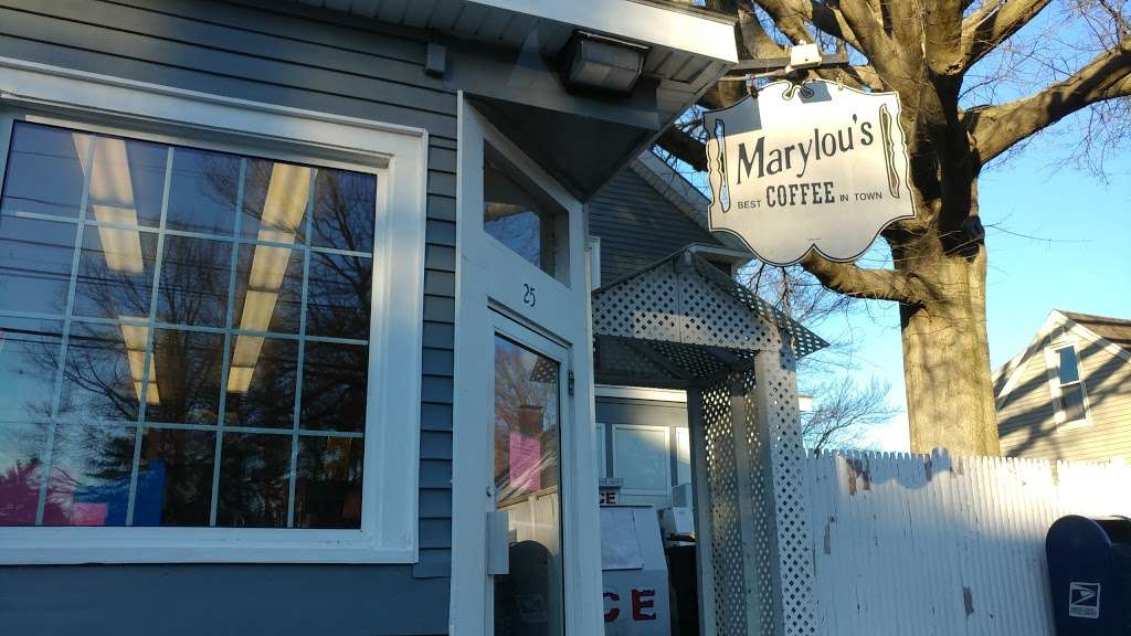 Marylou’s News | 25 Cleveland Ave, Braintree, MA 02184, USA | Phone: (781) 848-9019