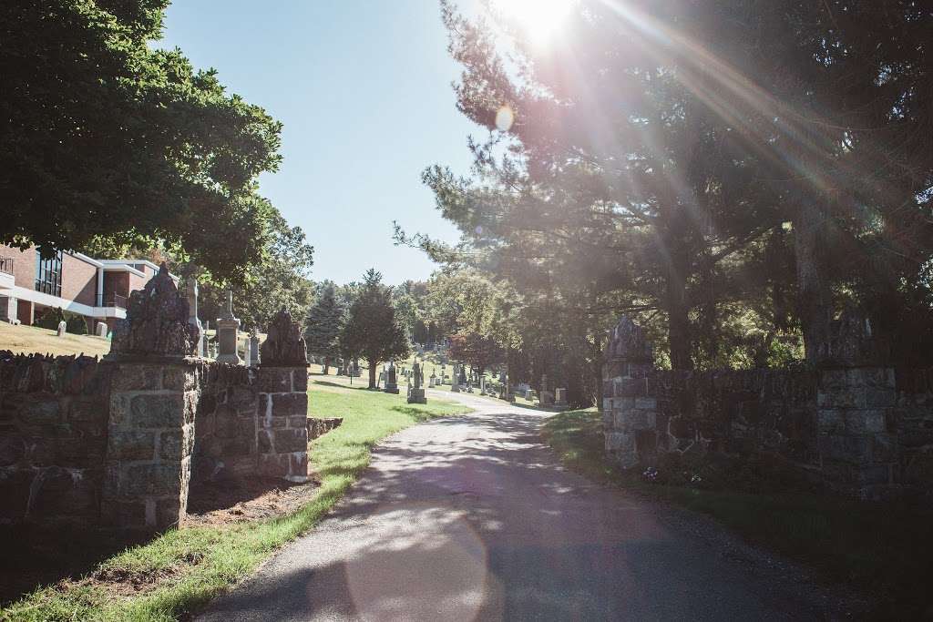 Holy Rood Cemetery | 61 Whippany Rd, Morristown, NJ 07960, USA | Phone: (973) 539-7501