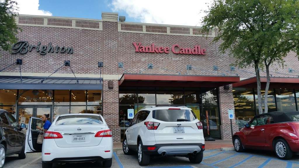 Yankee Candle | 11745 I-10, San Antonio, TX 78230, USA | Phone: (210) 696-1400