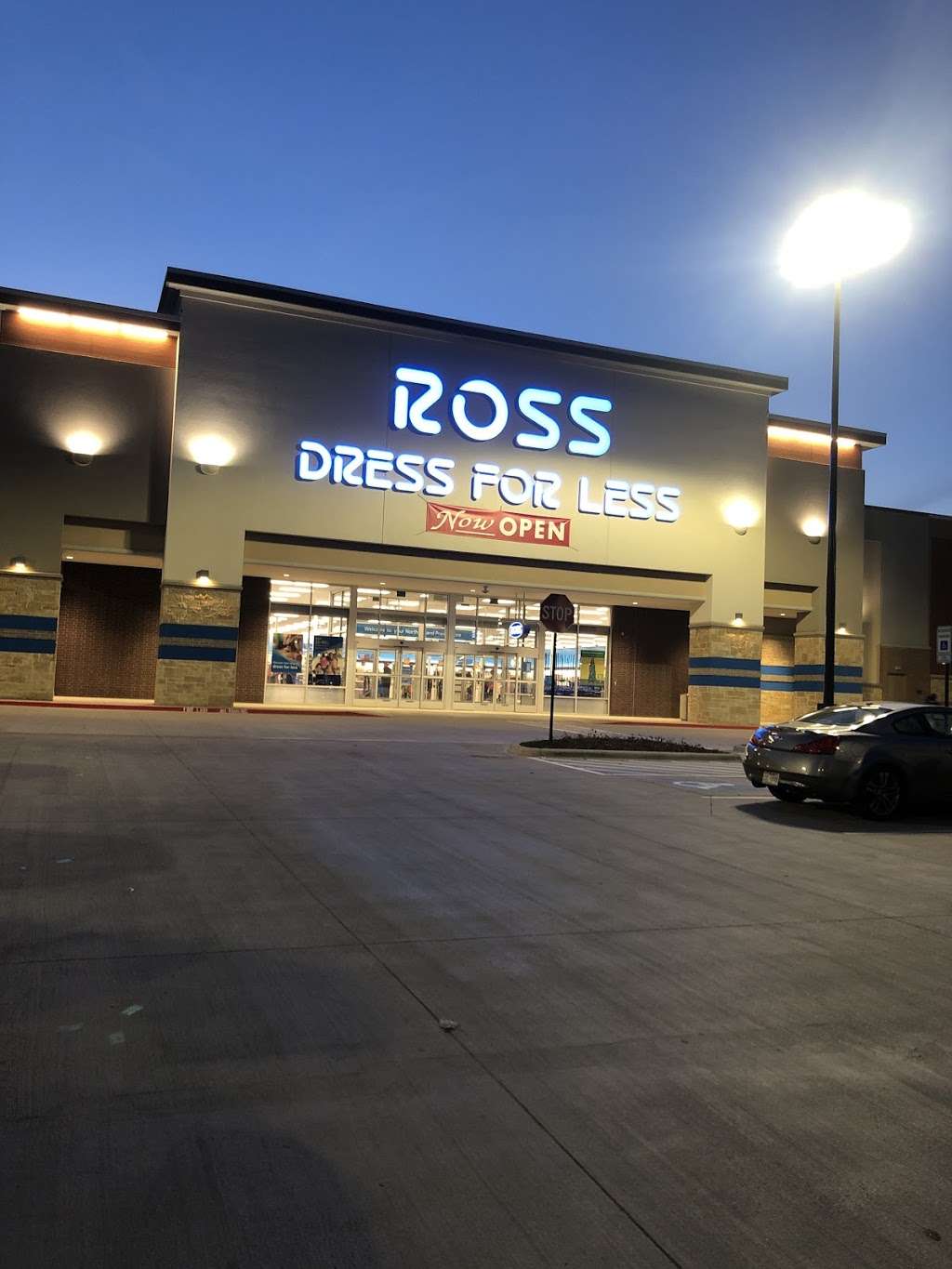 Ross Dress for Less | 3166 S, State Hwy 161 Ste 145, Grand Prairie, TX 75052, USA | Phone: (972) 352-2627