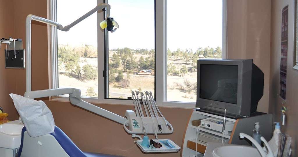 Contemporary Family Dentistry | 24928 Genesee Trail Rd # 150, Golden, CO 80401, USA | Phone: (303) 526-1956