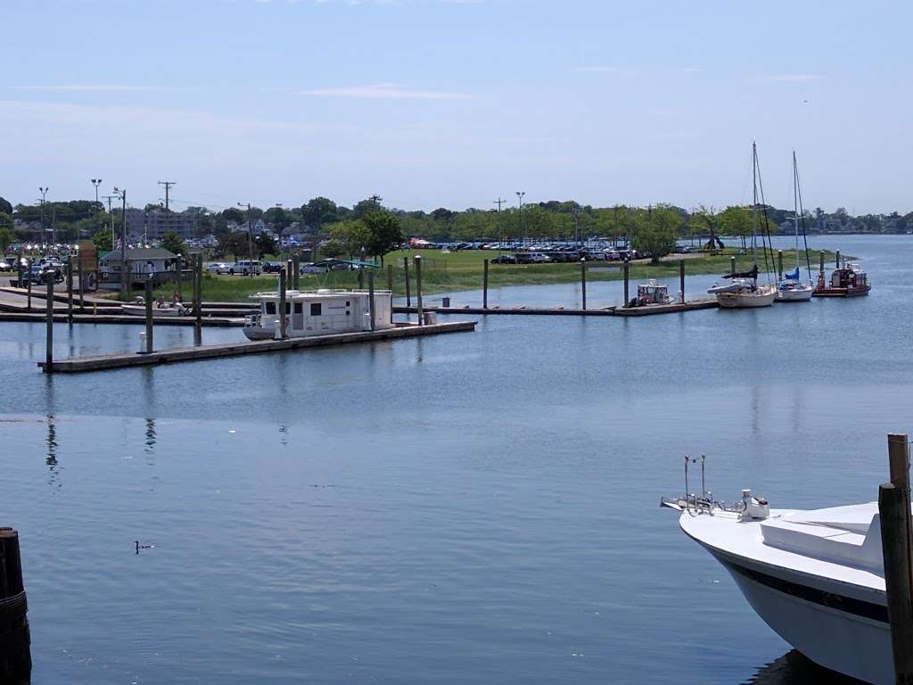 Norwalk Visitors Docks | 184-200 CT-136, Norwalk, CT 06855 | Phone: (203) 854-7806