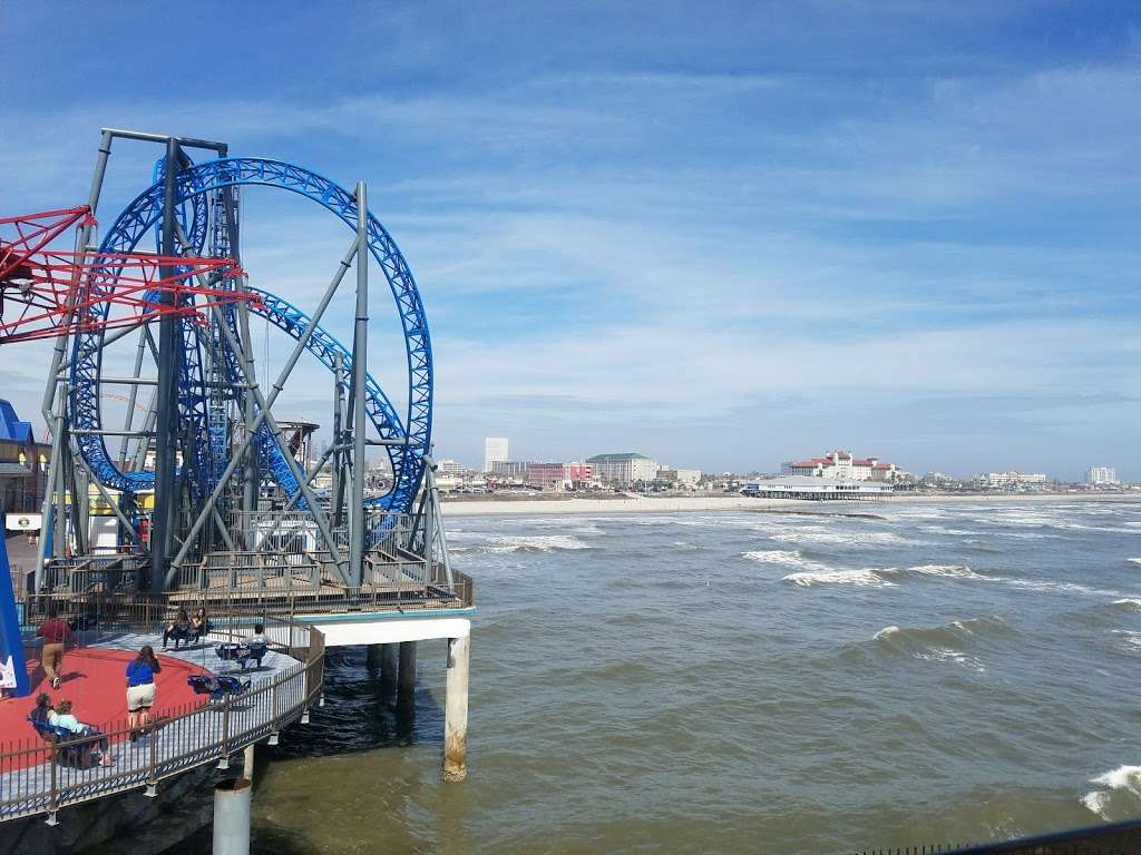 Galveston Island Historic Pleasure Pier | 2501 Seawall Blvd, Galveston, TX 77550, USA | Phone: (855) 789-7437