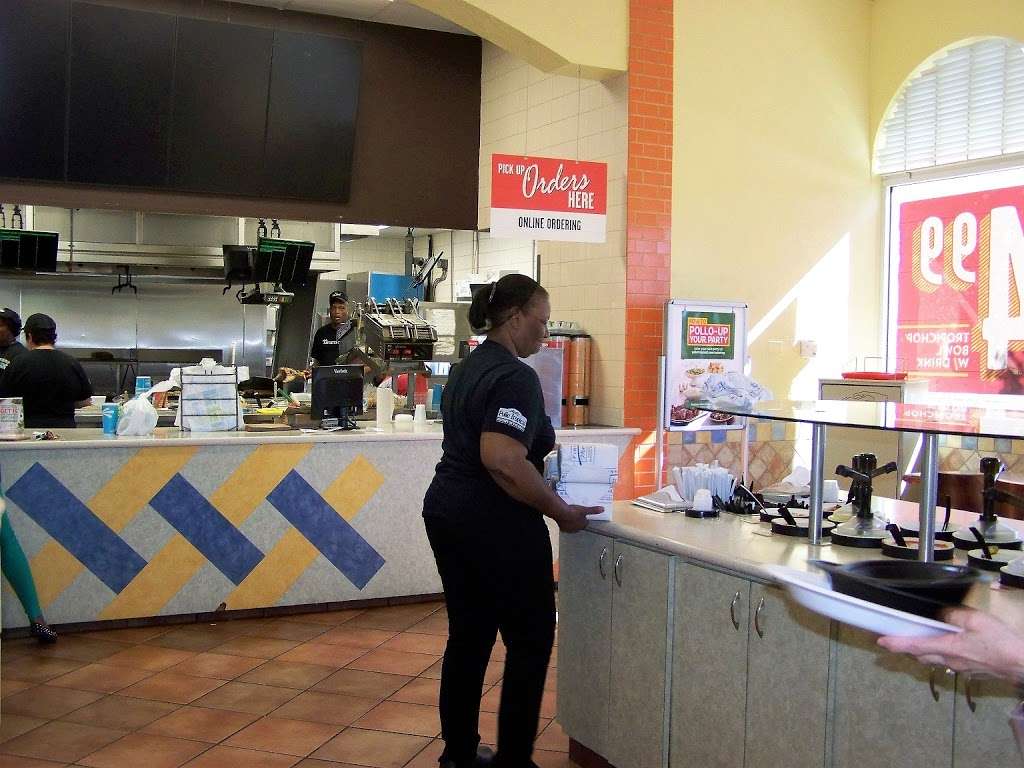 Pollo Tropical | 4331 Lake Worth Rd, Lake Worth, FL 33461, USA | Phone: (561) 641-7800