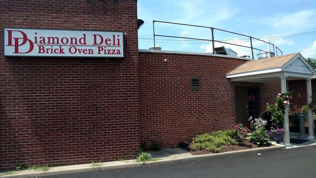 D&D Diamond Deli & Brick Oven Pizza | 184 Main St, Norwalk, CT 06851, USA | Phone: (203) 840-0810