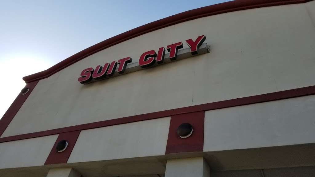 Suit City of Orlando | 7840 W Colonial Dr, Orlando, FL 32818, USA | Phone: (407) 292-1998