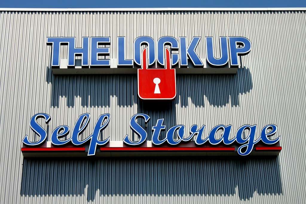 The Lock Up Self Storage | 5250 Golf Rd, Skokie, IL 60077 | Phone: (847) 677-8080