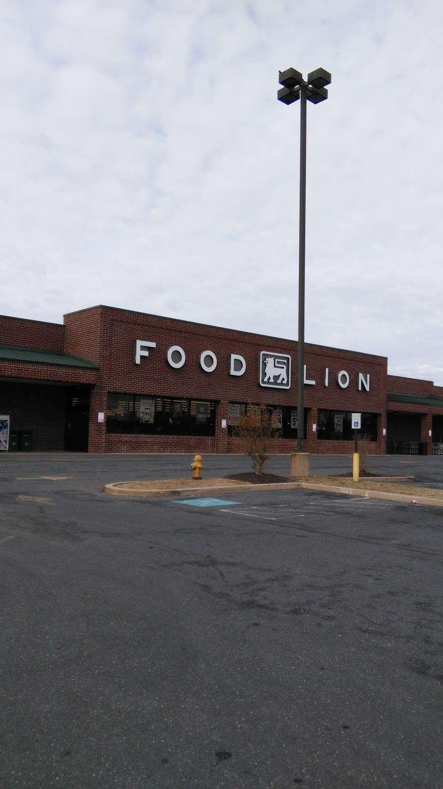 Food Lion | 840 5th St, Denton, MD 21629, USA | Phone: (410) 479-5350