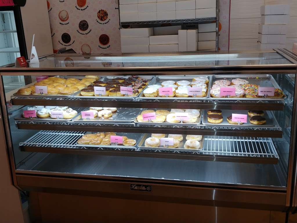 Donut Mania | 6320 Simmons St Suite 135, North Las Vegas, NV 89031, USA | Phone: (702) 902-5714