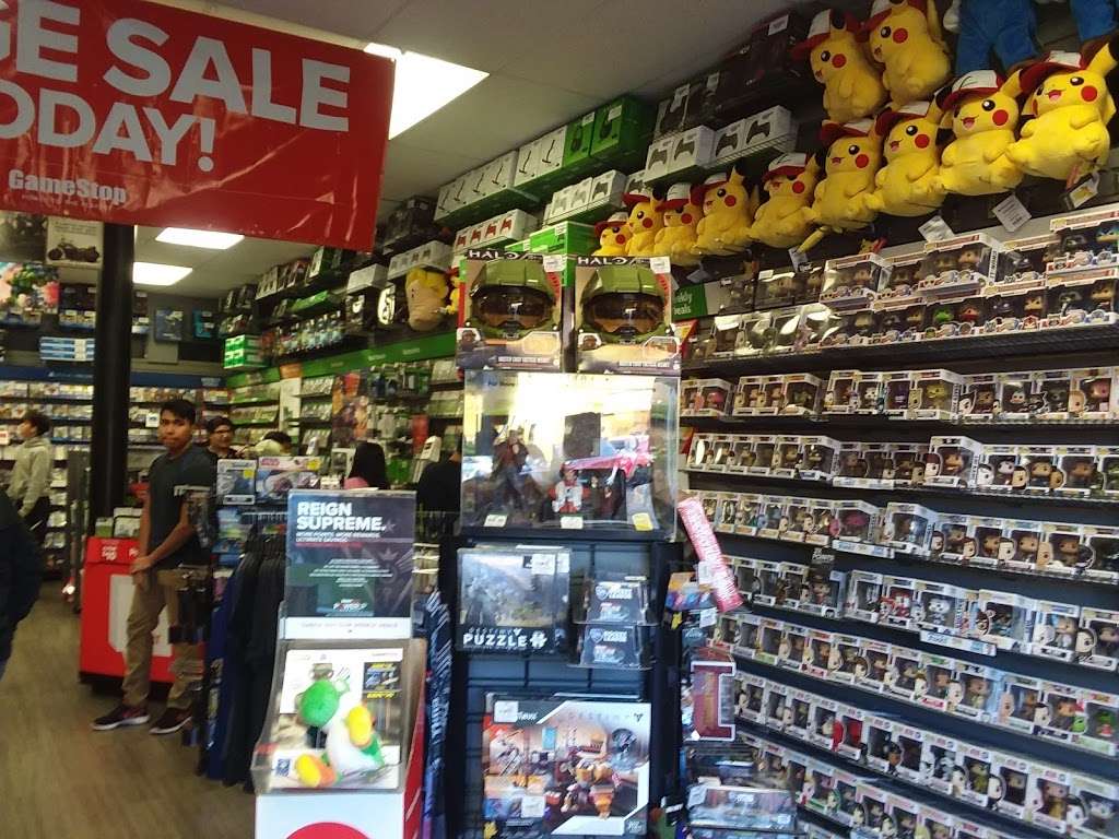 GameStop | 1401 E Gage Ave B, Los Angeles, CA 90001, USA | Phone: (323) 588-1578