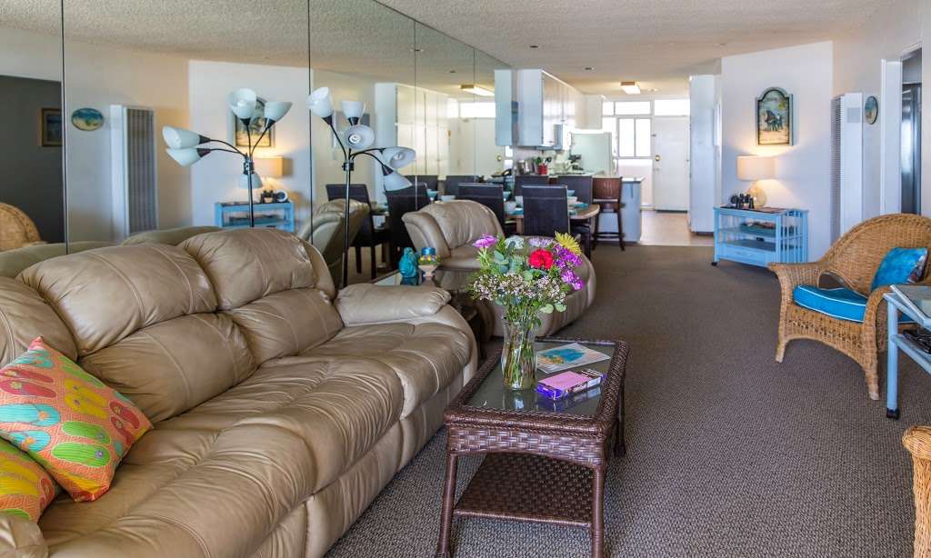 Mission Beach Retreat | 3755 Ocean Front Walk, San Diego, CA 92109, USA | Phone: (858) 484-4881