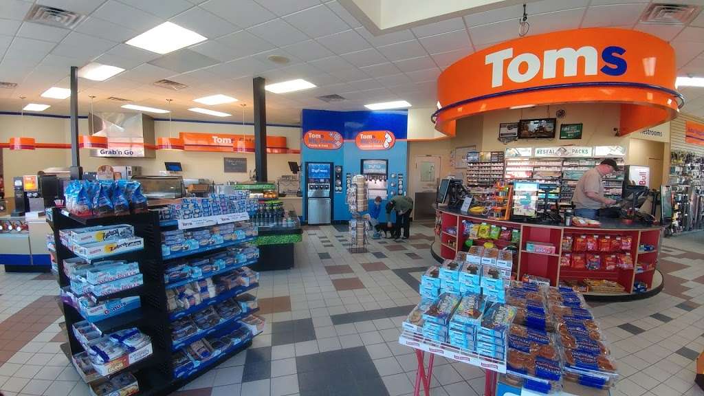 Toms Convenience Stores | 8422, 648 E Forrest Ave, New Freedom, PA 17349 | Phone: (717) 235-4726