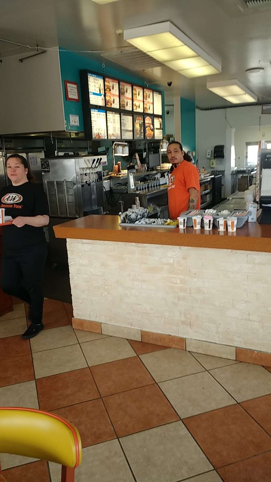 A&W Restaurant | 1410 Boulder City Parkway, Boulder City, NV 89005, USA | Phone: (702) 293-2340