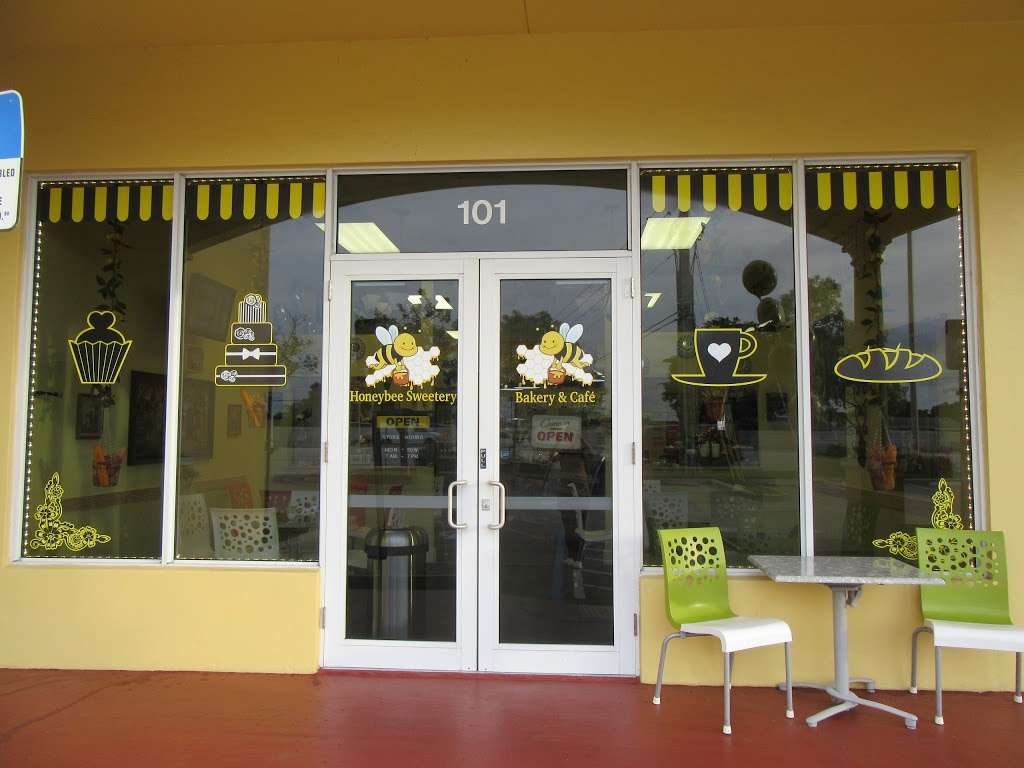 Honeybee Sweetery Bakery & Cafeteria | 8501, 3007 W Commercial Blvd unit 101, Fort Lauderdale, FL 33309 | Phone: (754) 200-8108