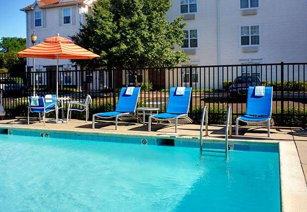 TownePlace Suites by Marriott Chicago Elgin/West Dundee | 2185 Marriott Dr, West Dundee, IL 60118 | Phone: (847) 608-6320