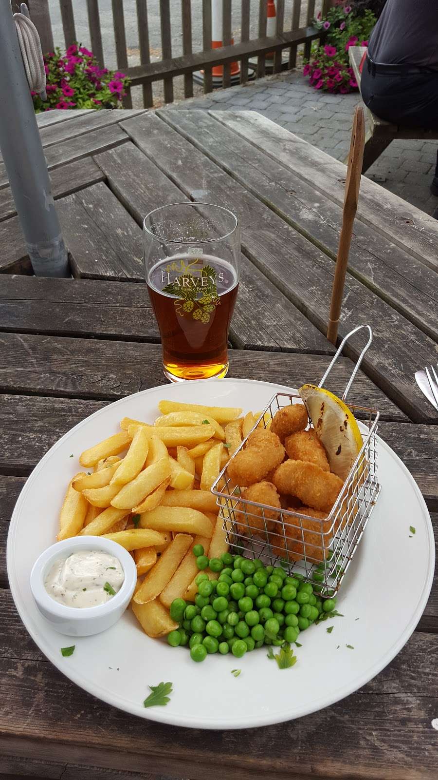 The Queens Head | 25 High Street Downe, Downe, Orpington BR6 7US, UK | Phone: 01689 852145