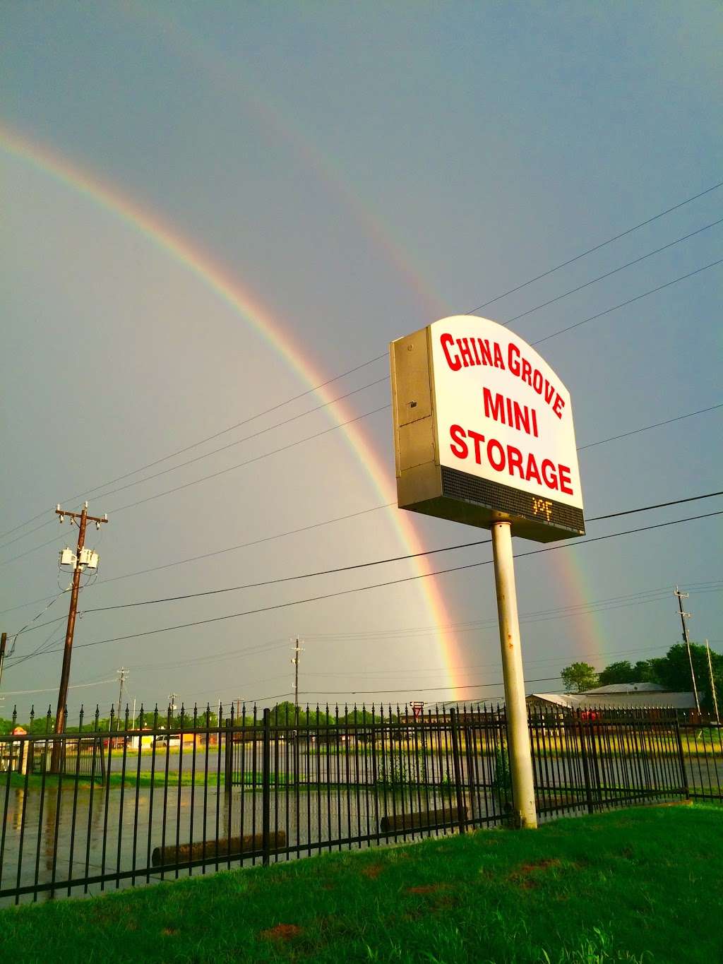 China Grove Mini Storage | 6755 US Hwy 87 E, San Antonio, TX 78263, USA | Phone: (210) 648-6562