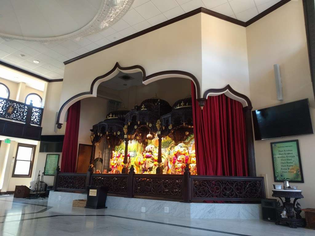 ISKCON of Baltimore (Hare Krsna Temple) | 200 Bloomsbury Ave, Catonsville, MD 21228, USA | Phone: (410) 719-1776