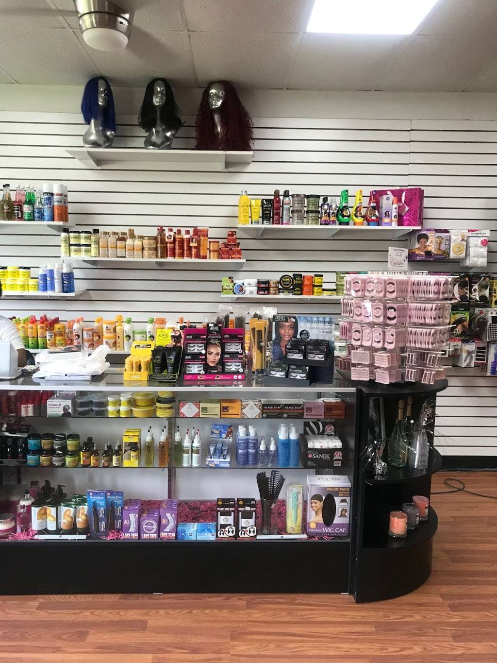 M.A.D. BEAUTY | 1501 West Blvd Ste C, Charlotte, NC 28208 | Phone: (704) 312-5222