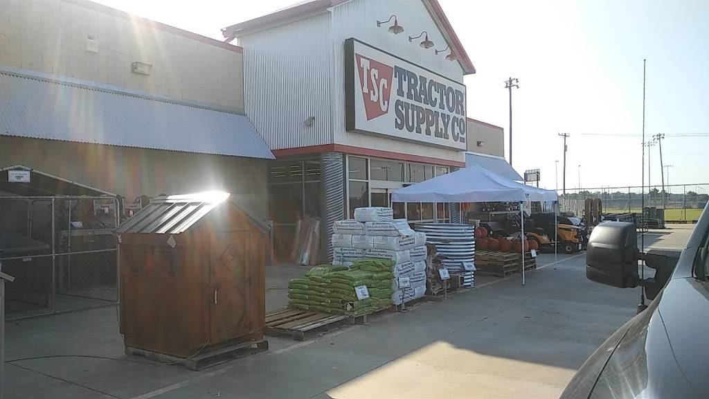 Tractor Supply Co. | 2100 W N Service Rd, West Memphis, AR 72301, USA | Phone: (870) 735-5841