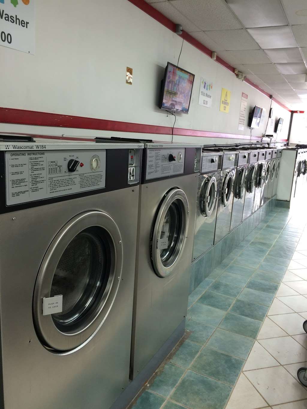 Caldwells Freehold Laundromat | 4345 U.S. 9, Freehold, NJ 07728, USA | Phone: (732) 303-6063