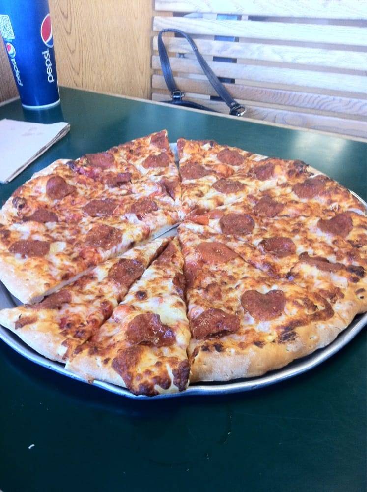 Chow Time Pizza | 2290 W Tahoe Ave, Caruthers, CA 93609, USA | Phone: (559) 864-8566